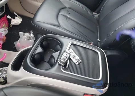 2023 Chrysler Pacifica Hybrid Touring L z USA, uszkodzony, nr VIN 2C4RC1L70PR604029